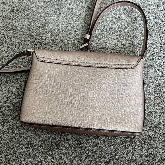 Small Kate spade purse - Picture 2 of 3
